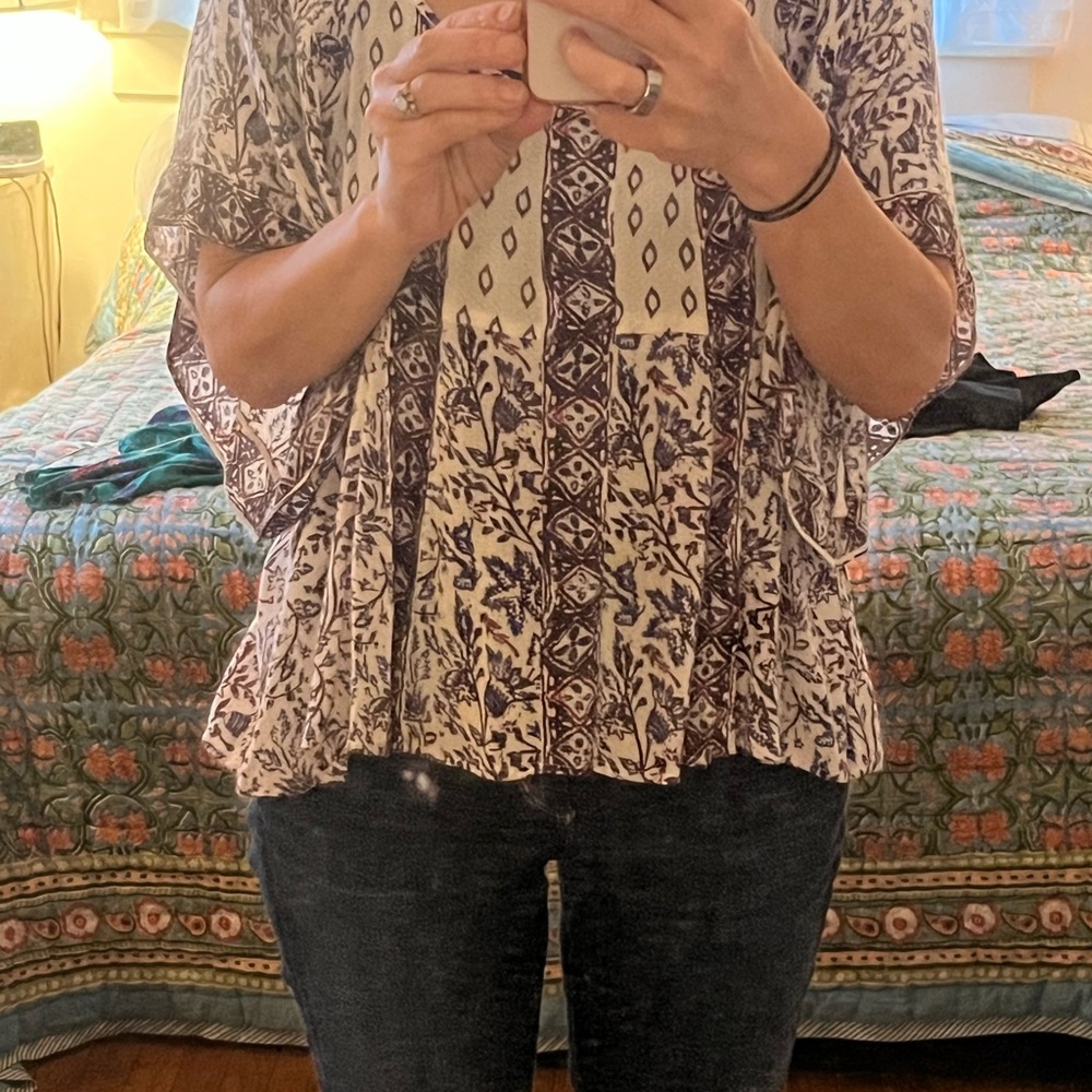 Free People blouse, boho, relaxed fit. - Picture 4 of 5